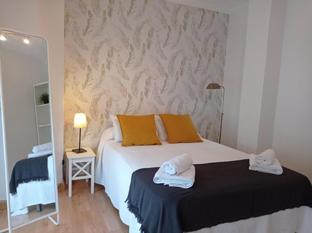 Apartamentos Centro Малага Екстер'єр фото