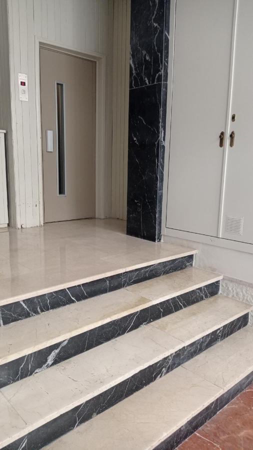 Apartamentos Centro Малага Екстер'єр фото