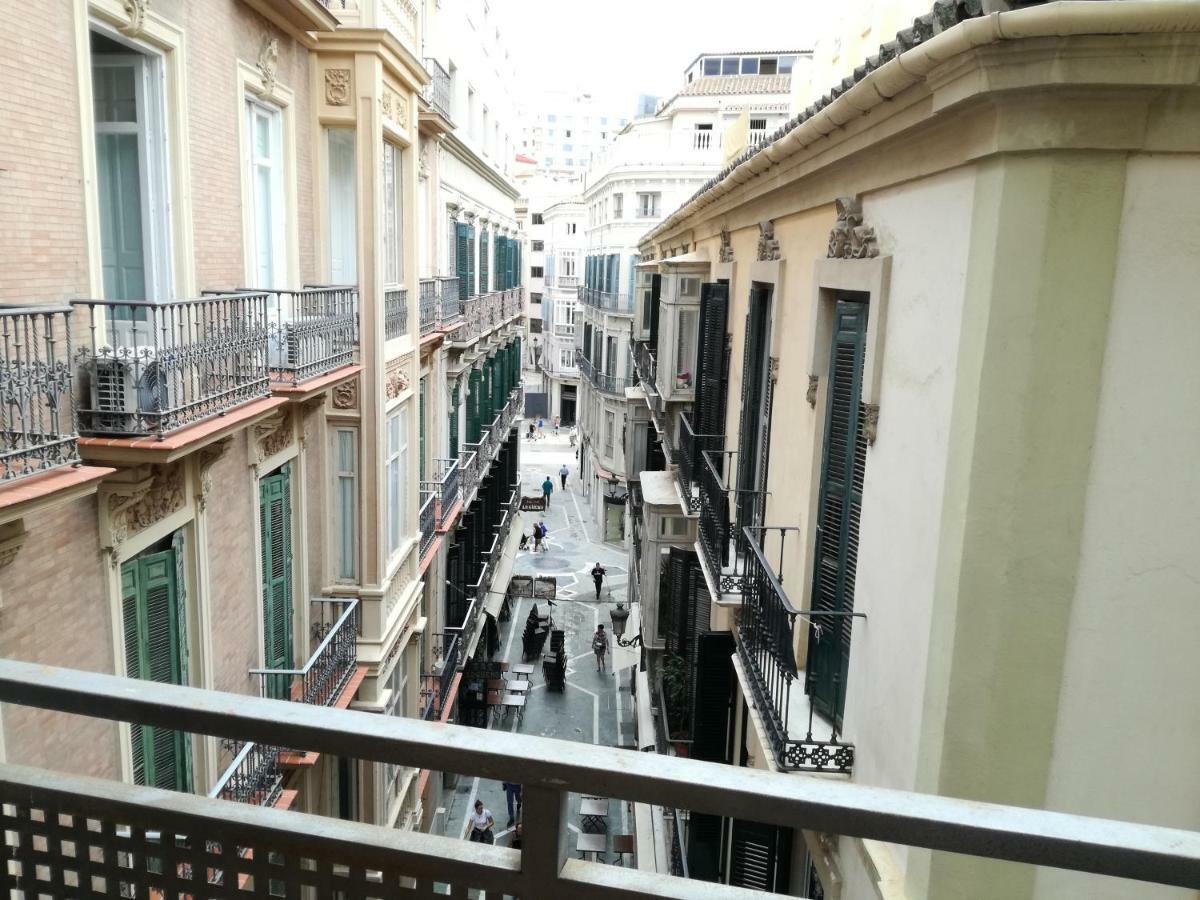 Apartamentos Centro Малага Екстер'єр фото